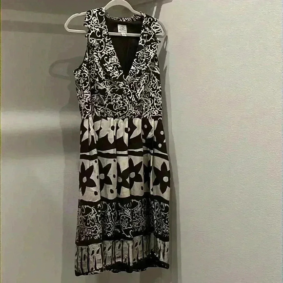 Women’s Brown and Cream Silk Sleeveless Dress Size: 14 - Picture 3 of 5